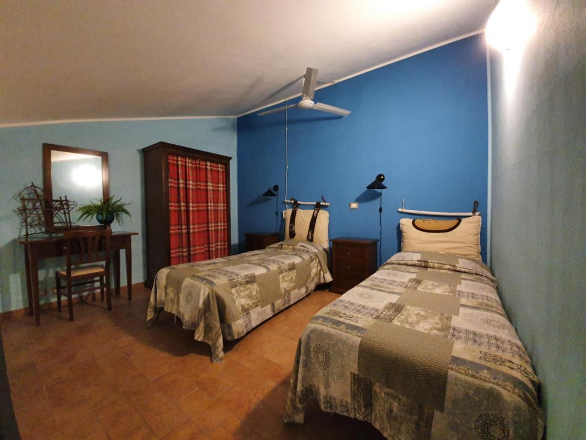 카스틸리오네 딘 테베리나 Bio Agriturismo Valle Dei Calanchi 빌라 외부 사진